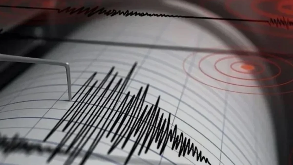 Four Quakes in 31 Hours, Experts Warn of a Major Earthquake