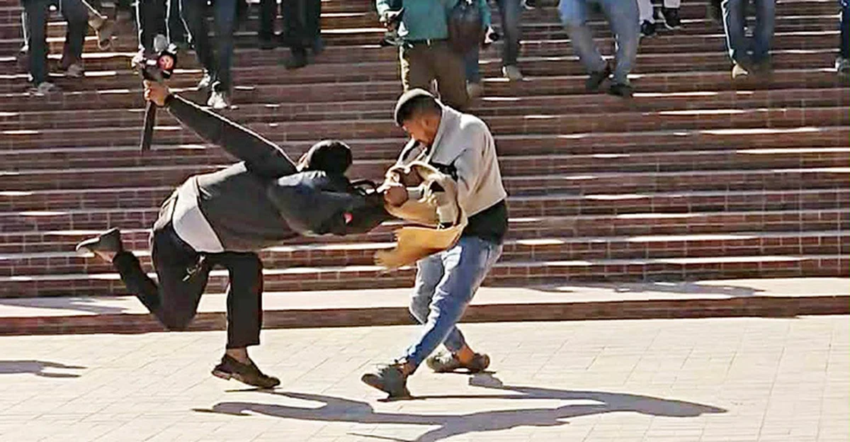 Attack on Journalists, Cameras Vandalized at the Martyred Intellectuals Memorial