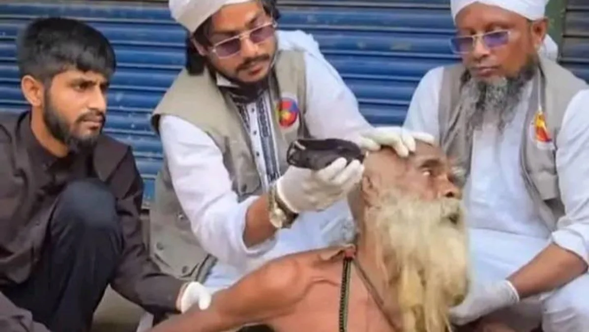 Public Outcry After Elderly Fakir’s Hair Shaved in Dhaka