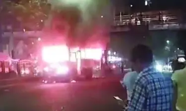 Buses Set on Fire and Cocktail Explosions in Dhaka: 17,000 Police Deployed