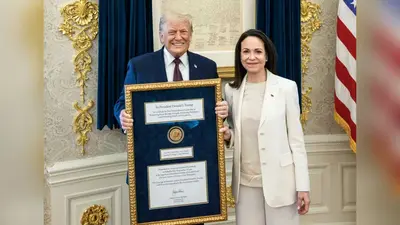 Venezuela’s Maria Corina Machado Gifts Nobel Peace Prize Medal to Donald Trump